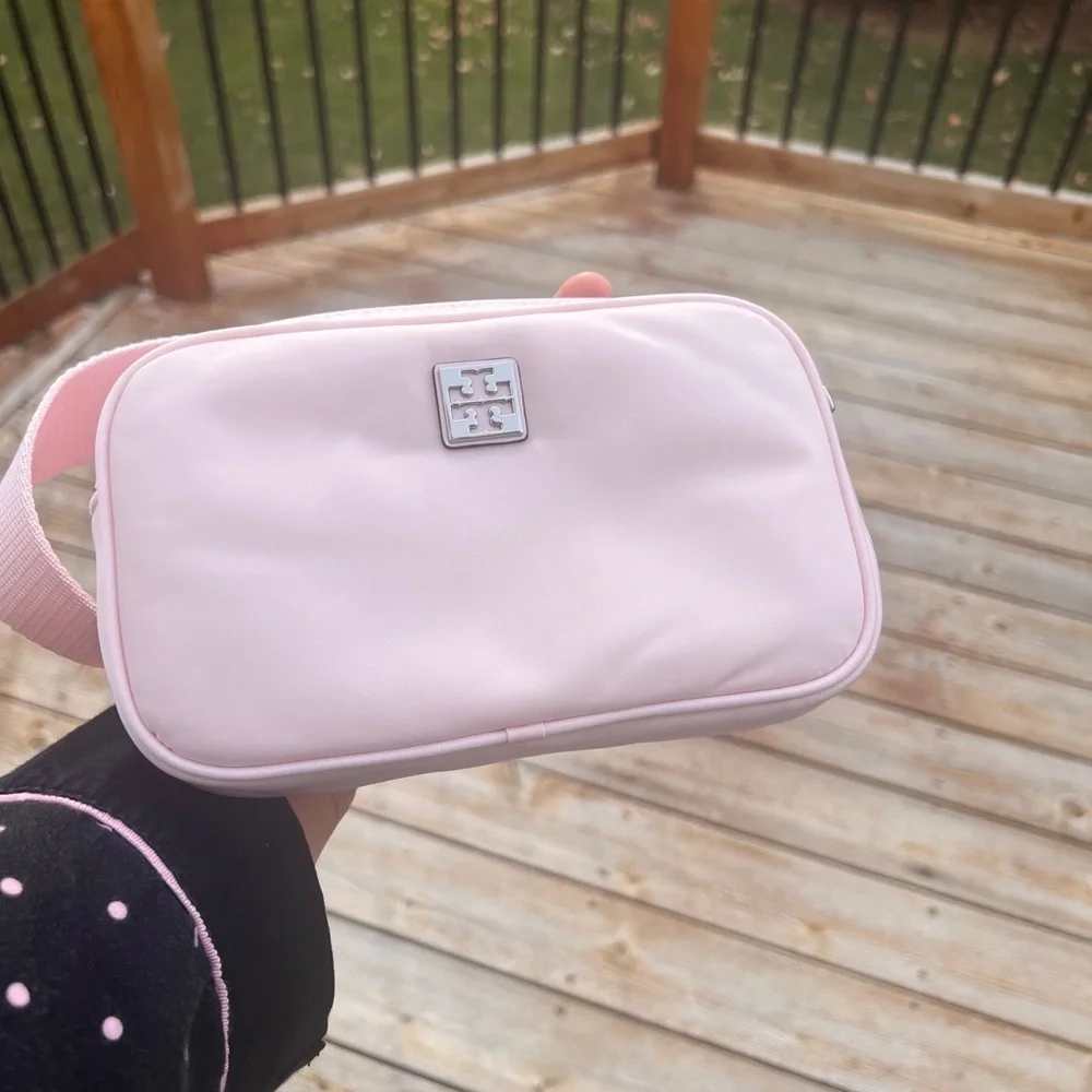 TORY BURCH • Virginia Pink Belt Bag